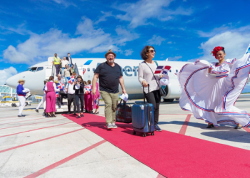 El Ministerio de Turismo espera alcanzar la meta de 11.5 millones de visitantes a República Dominicana al cierre de 2024. - Fuente externa.