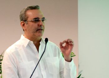 Inaugarxcion de parque para equipamento medico B Braun (3)
