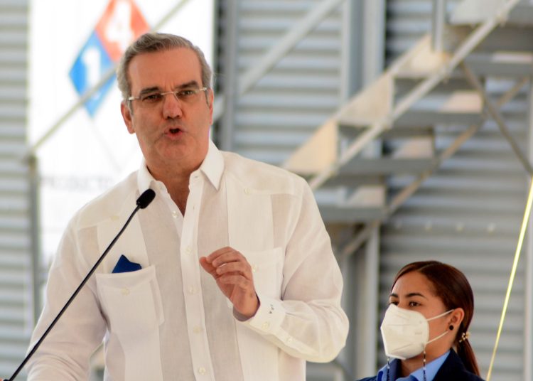 Inauguracion de nave de procesamientos d granos (12)