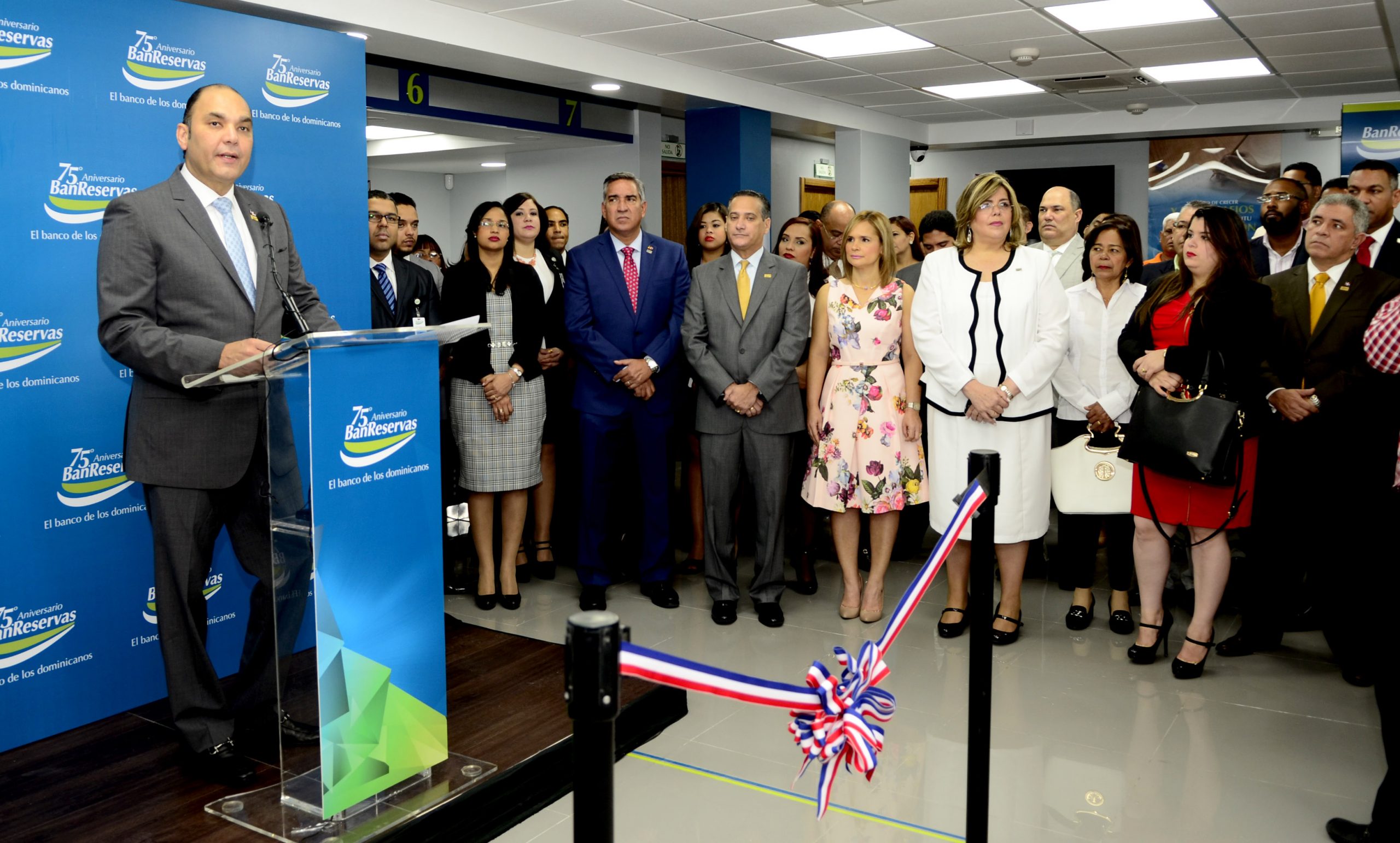 inauguración oficina en puñal, santiago