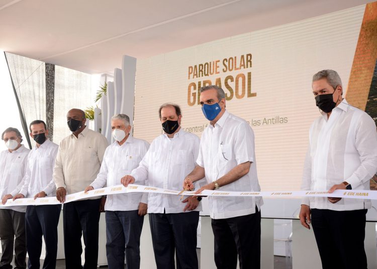 Inauguración de la Parque Solar Girasol | Lésther Álvarez