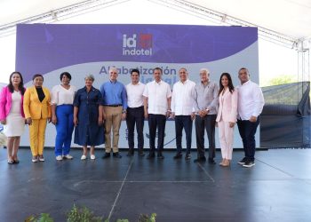 Wendy Reyes, Aracelis Villanueva, Carolina Paula, Luis Miguel De Camps García, Sebastián Moreno, Guido Gómez, Nelson Arroyo, Juan Taveras Hernández, Julissa Cruz.