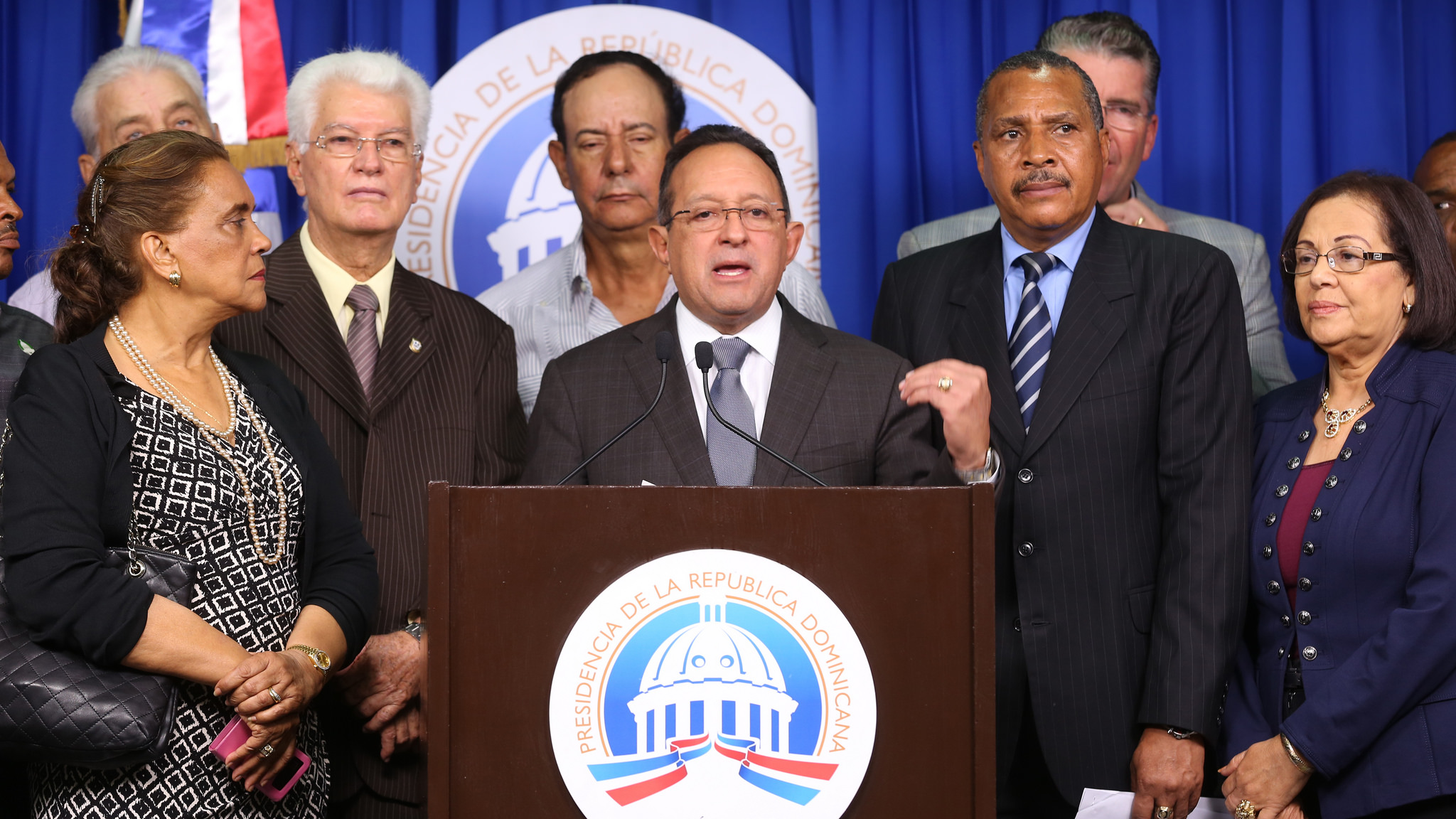 Las autoridades agropecuarias y productores de Peravia se reunieron ayer con el presidente Danilo Medina.