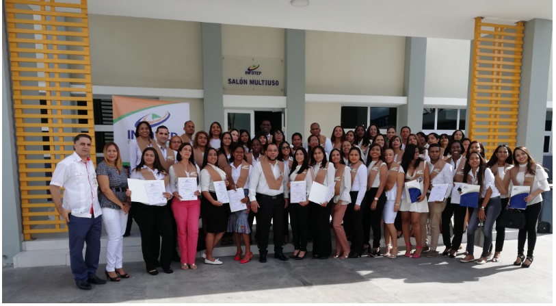 infotep participantes de la región este del país reciben sus certificados