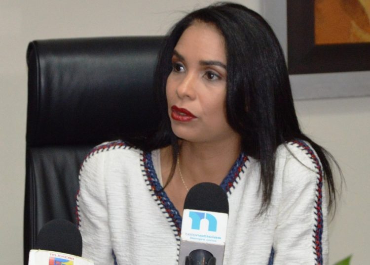 Ingeniera-Claudia-Franchesca-De-Los-Santos-1