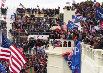 Los congresistas acusaron a las tecnológicas de primar sus intereses económicos por encima de preservar la seguridad ciudadana a través del bloqueo a noticias falsas en sus plataformas digitales durante el asalto al Capitolio, el pasado 6 de enero, en EEUU. | Reuters.