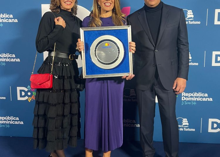 Isabel Piñero, Encarna Piñero y David Collado. - Fuente externa.