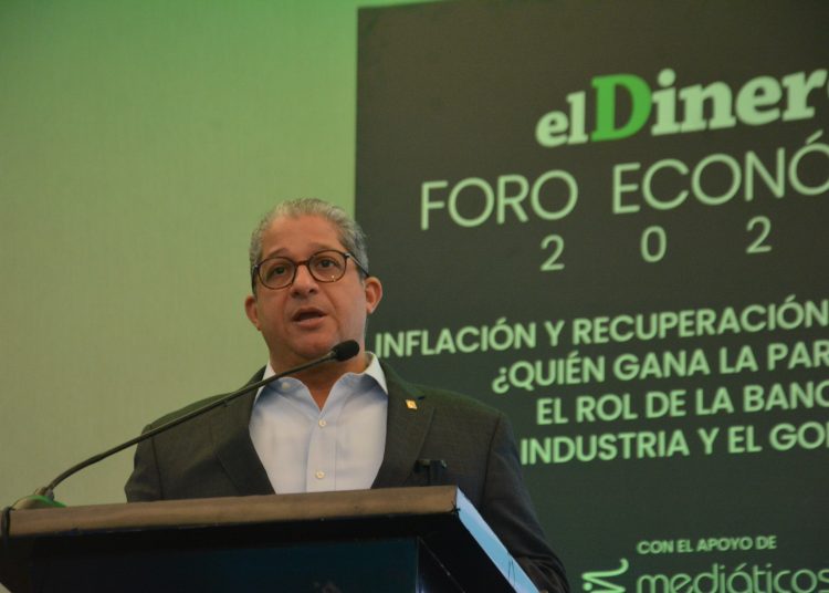 El vicepresidente del Área de Banca Digital del Banco Popular, Isael Peña.