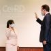 El ministro de Industria, Comercio y Mipymes, Víctor Bisonó, juramenta a Biviana Riveiro Disla en el CEI-RD. | Fuente externa.
