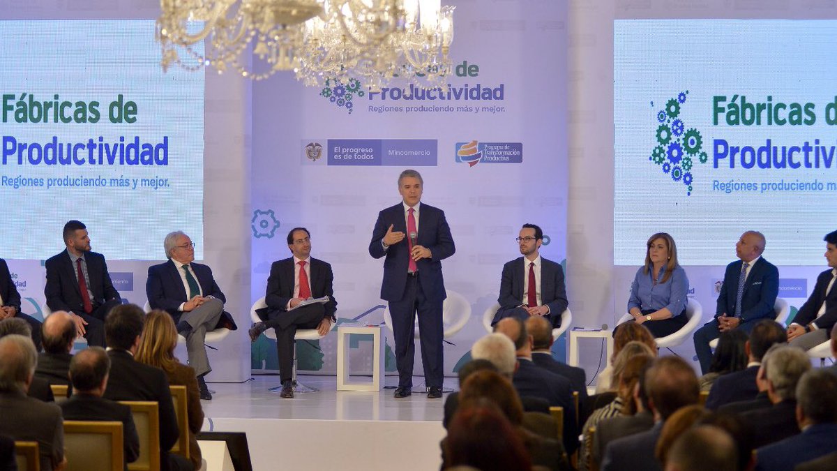 ivan duque fábricas de productividad