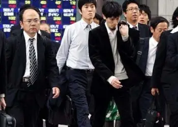 El número de puestos de trabajo disponibles por cada 100 personas en busca de empleo en Japón fue de 125 en el décimo mes de este año.- Fuente externa.