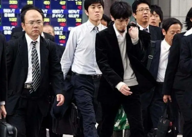 El número de puestos de trabajo disponibles por cada 100 personas en busca de empleo en Japón fue de 125 en el décimo mes de este año.- Fuente externa.