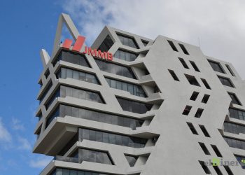 JMMB ubicado en el Edificio Corporativo 2010, Av. Gustavo Mejia Ricart, Esq. Abraham Lincoln.