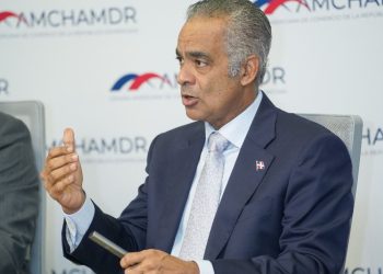 Joel Santos explicó que la tecnología nuclear puede tener aplicaciones en energía, salud, agricultura e investigación científica.