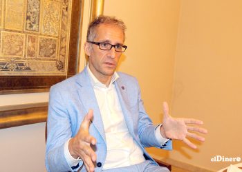 El experto en energía nuclear Jacopo Buongiorno ofreció una entrevista exclusiva al periódico elDinero.