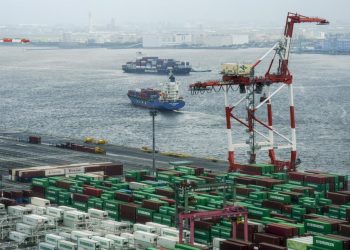 Por países, Japón registró en abril con China, su mayor socio comercial, un déficit de €3,144 millones, lo que supone un 1.5% menos con respecto al año previo.