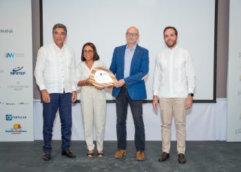 Javier Lara, Berónica Galán, Herve Blondel y Carlos Medrano. Fuente externa.