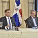Jochi Vicente, ministro de Hacienda junto al presidente, Luis Abinader, durante la rueda de prensa sostenida este martes. para pasar balance al desempeño fiscal de 2022. | Fuente externa.