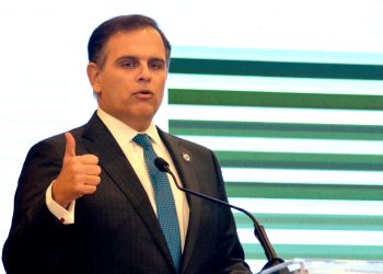 Jochi Vicente, ministro de Hacienda.