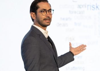 El jefe del Departamento de Política Monetaria del Banco Central sostiene que viene un choque inflacionario posiblemente relacionado con los nuevos aranceles.