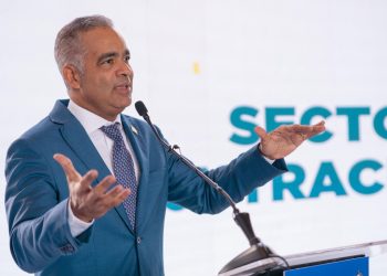 Según el titular de Energía y Minas, el objetivo del Gobierno es determinar si el país cuenta con reservas explotables de petróleo antes de 2028.