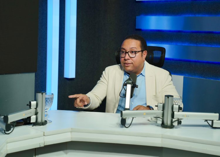 Al referirse a la posición de República Dominicana, manifestó que “nosotros no tenemos ningún poder, salvo nuestra ubicación estratégica con qué negociar”.