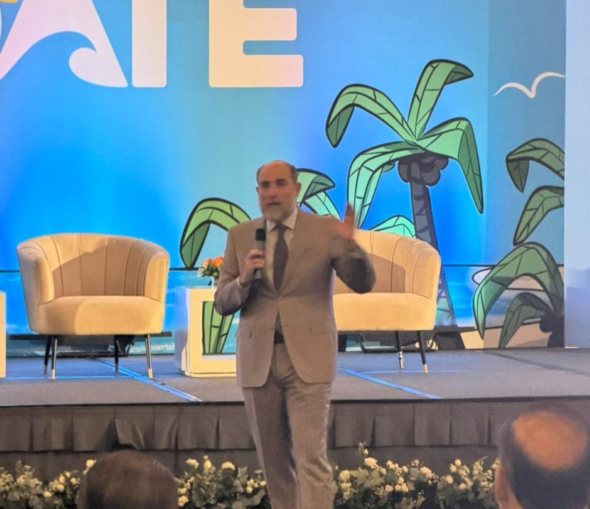 Turismo dominicano crece al ritmo global, pero sin ganar cuota, advierte economista