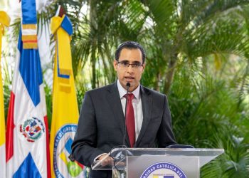 “El dólar podría llegar a RD$65 en los próximos meses”, afirmó Juan Ariel Jiménez.