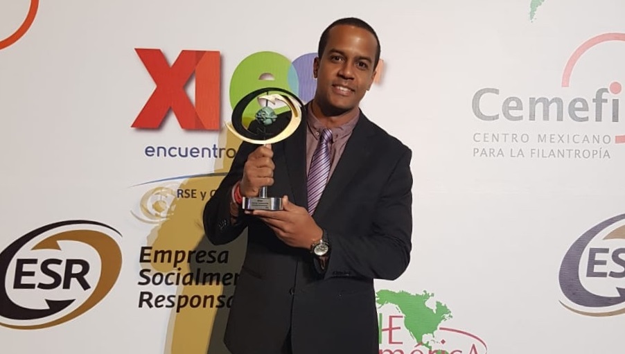 juan josé pérez bell, gildan