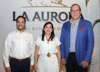 Juan Mustafá, Biviana Riveiro y Guillermo León. | Fuente externa.