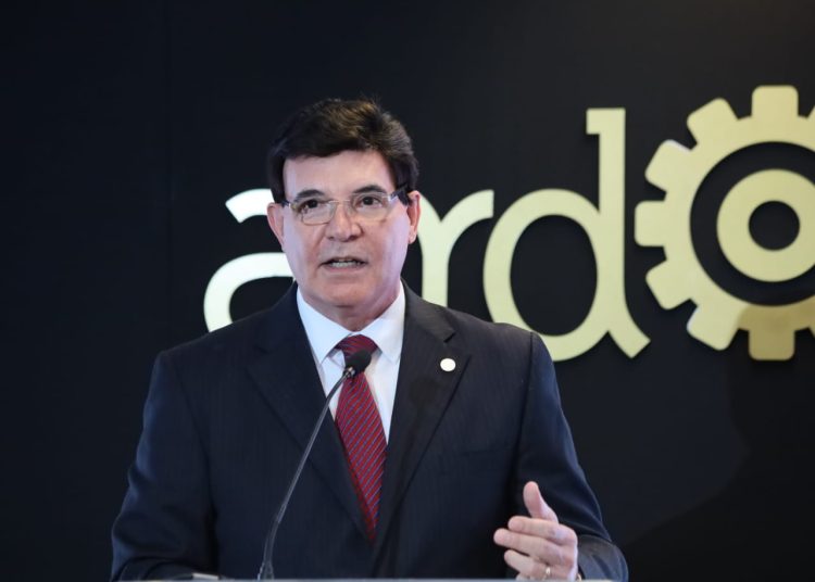 Julio Virgilio Brache, presidente de la AIRD. | Fuente externa.