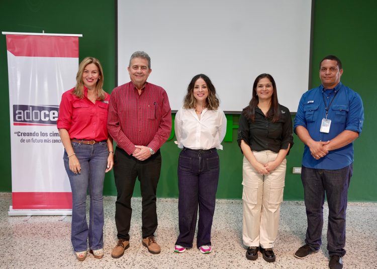 Julissa Báez, José Toirac, Virginia Abréu, Gina Vera y Roberto Moronta. - Fuente externa.