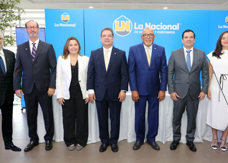 La junta de directores de La Nacional queda integrada por Francisco Melo Chalas, Julio Curiel de Moya, Carlos Reyes Martínez, Gustavo Zuluaga Alam, Lilliana Rodríguez Álvarez, Melba Velilla Hernández y Edwin Rodríguez González.