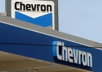 La salida de Chevron representará un golpe económico para Venezuela.