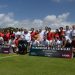 Ejecutivos de LaLiga y Premios Platino, junto a los jugadores del IV Encuentro de Estrellas. | Cortesía Premios Platino