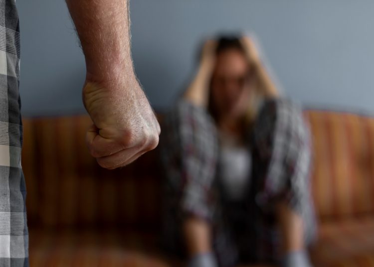 La investigación titulada “Pensamientos Distorsionados sobre la Mujer y el Uso de la Violencia” encuestó a 2,045 personas.