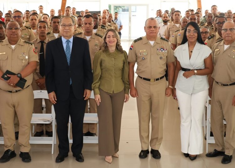 Cientos de hombres militares participaron en la iniciativa orientada a promover relaciones basadas en el respeto y la igualdad.