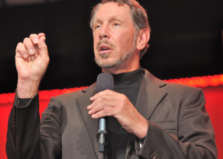 Larry Ellison ha acordado proporcionar una garantía personal irrevocable.