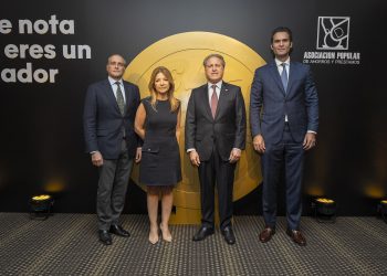 Lawrence Hazoury, Mónica Armenteros, Gustavo Ariza y Serguey Forcade. - Fuente externa.