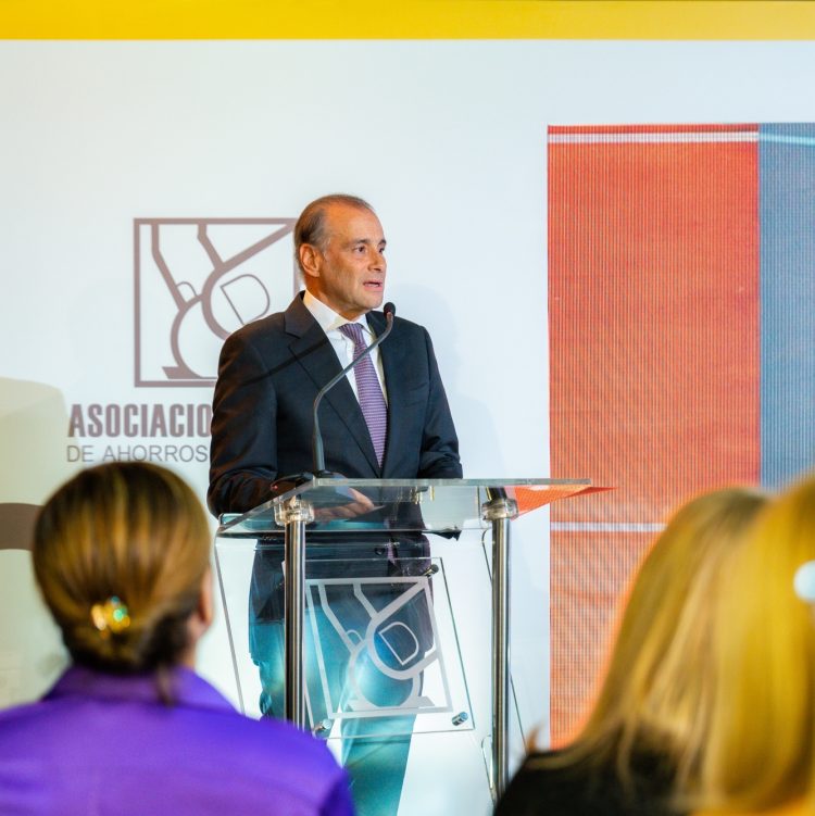 Lawrence Hazoury, presidente Junta de Directores APAP. Fuente externa.