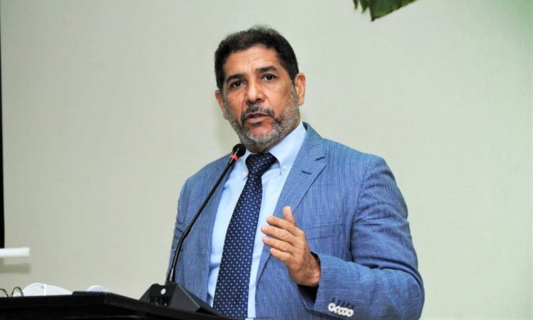 Ministro de Agricultura, Limber Cruz. | Fuente externa.