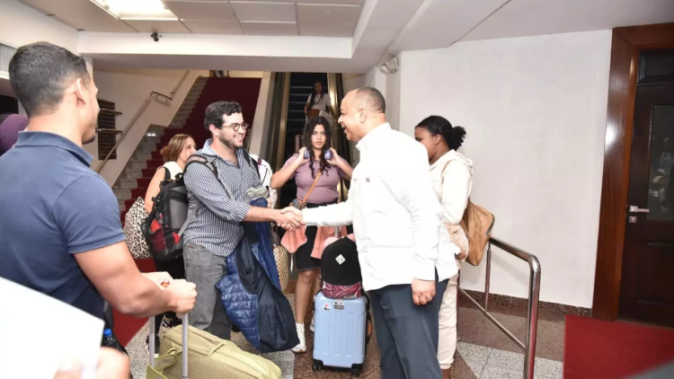 Otros 17 dominicanos que también se encontraban varados en Israel salieron de ese país por sus propios medios. | Fuente externa.