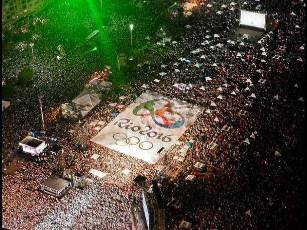 llegada de la antorcha a río