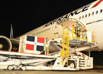 Fotografía de archivo del primer cargamento de vacunas Sinovac que llegaron al país desde China. | Fuente externa.