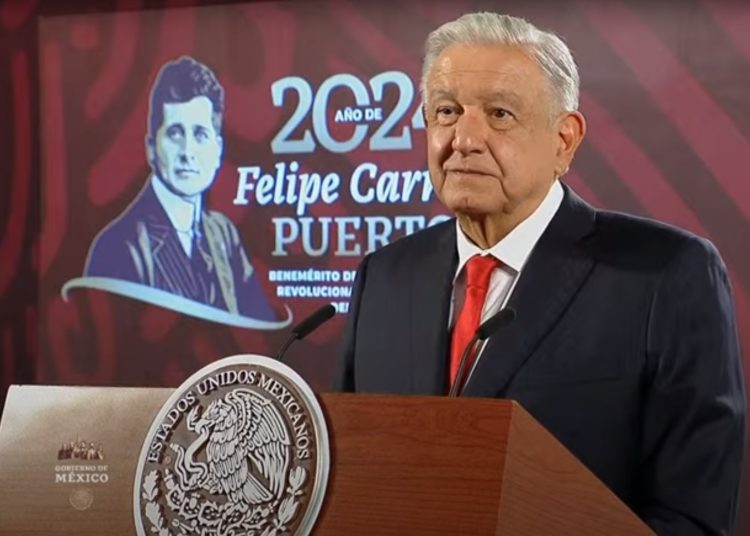 Señaló que antes de noviembre no prevé inestabilidad económica y financiera, aunque tras las elecciones estadounidenses podría romperse la estabilidad, por lo que era necesario “blindar” la economía local.