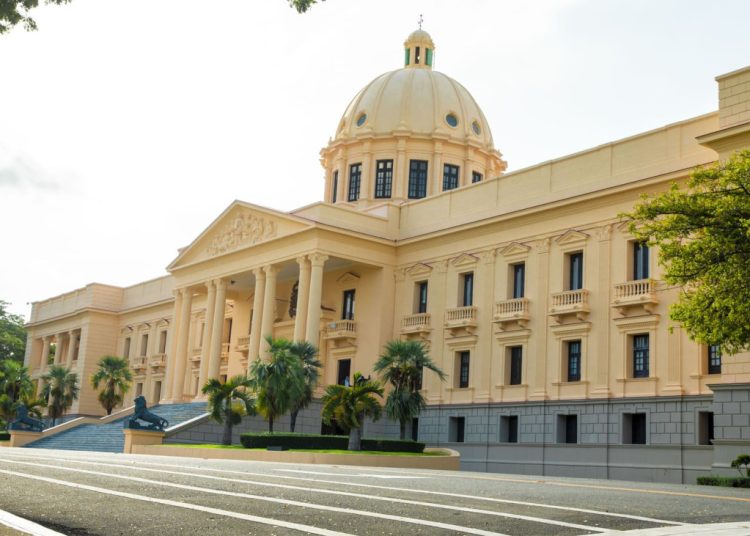 El mandatario derogó el artículo 4 del Decreto 514-20, del 29 de septiembre de 2020.