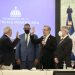 El presidente Luis Abinader juramentó a José Vila Del Castillo, experto en materia de seguridad, como Comisionado Ejecutivo para la implementación de estrategias y políticas en la transformación y profesionalización de la Policía Nacional. | Fuente externa.
