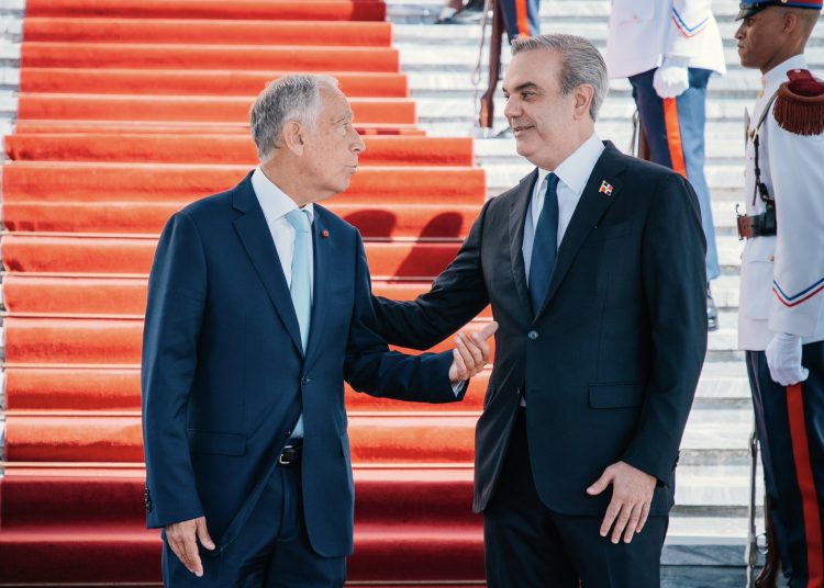 Luis Abinader y Marcelo Rebelo de Sousa. | Fuente externa.