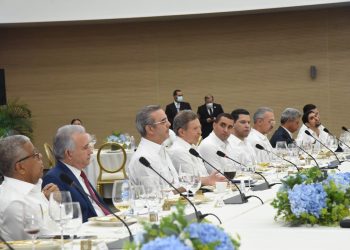 Luis Abinader y Roberto Álvarez