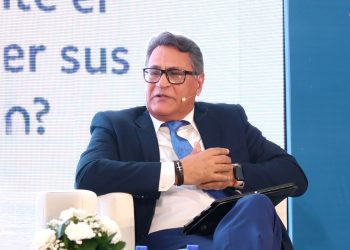 Eduardo Rosario destaca importancia de contar con dirección adecuada y estructura de gobernanza sólida para garantizar seguridad y buen funcionamiento de instituciones cooperativas.
